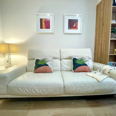 Gatu Premium Amaro Apartamento *